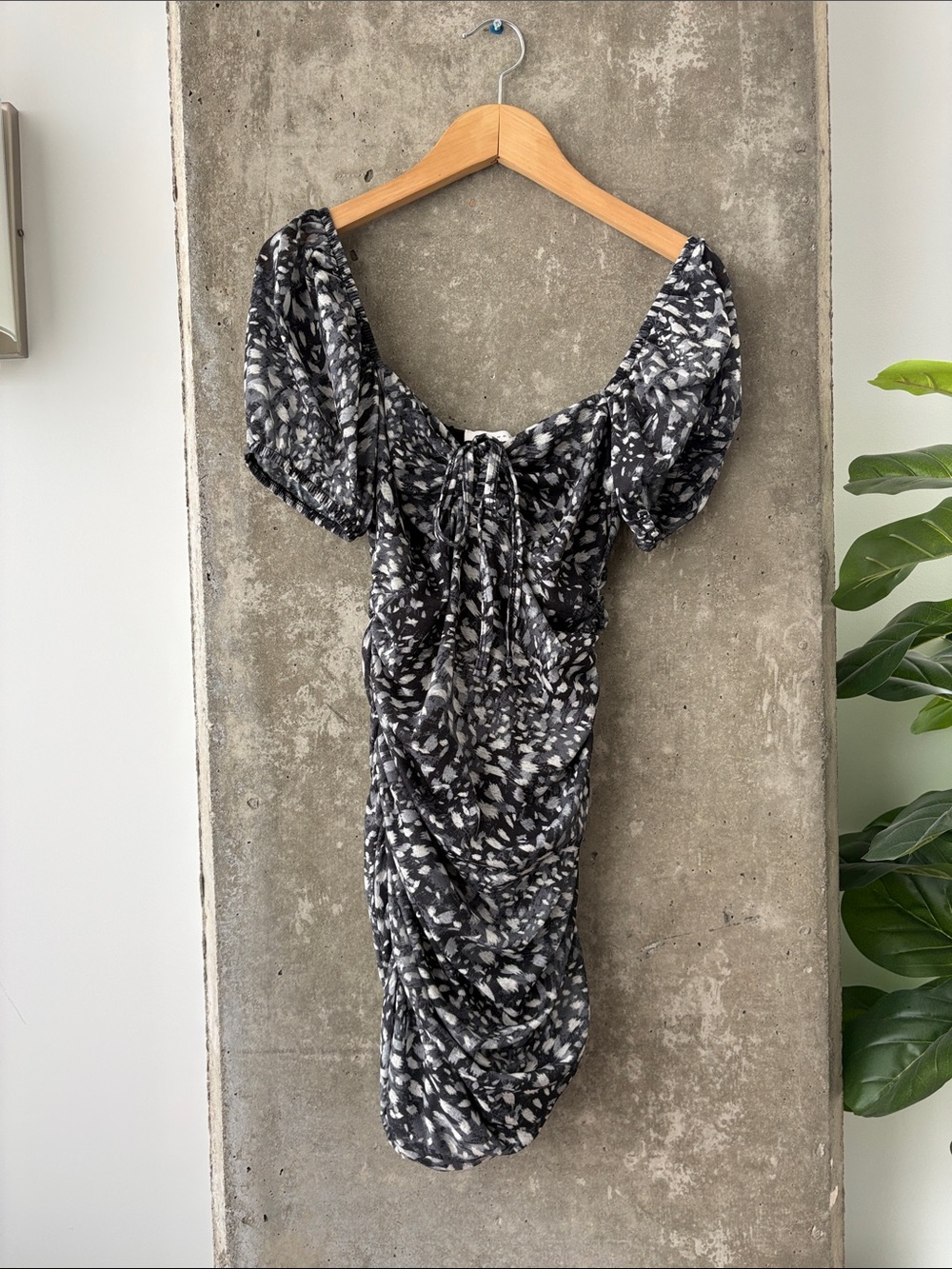 Topshop Ruched Puff-Sleeve Mini Dress